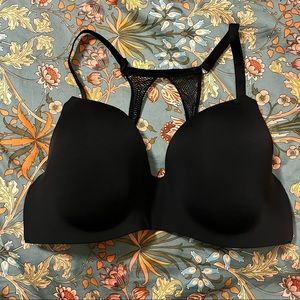 Victoria’s Secret Wire Free T-Shirt Bra 38D Black EUC